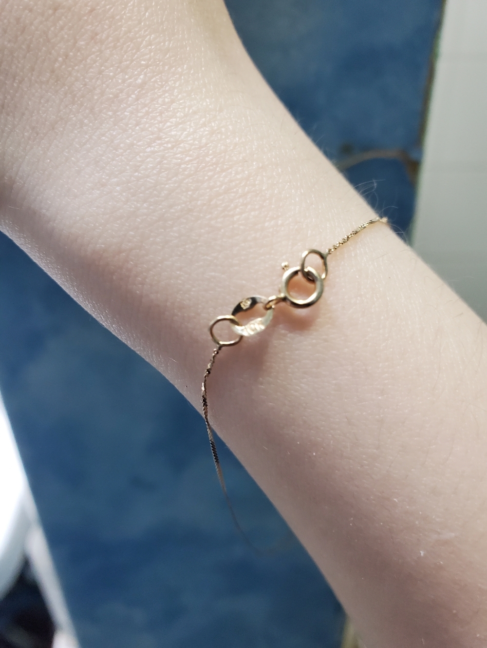 Dainty Elegant 7.2 Inch 10k Gold Bracelet